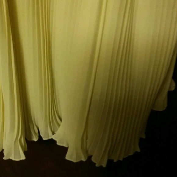 KAELYN MAX YELLOW RHINESTONE AND BEADED TOP - Picture 3 of 11